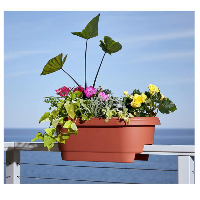 Railing Planter with Drainage Holes GT14127
